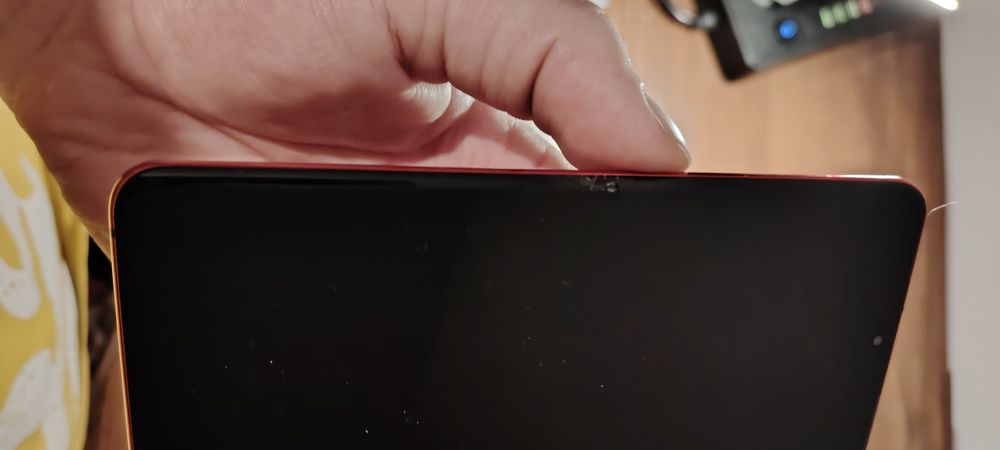 Обменяю 4 телефона