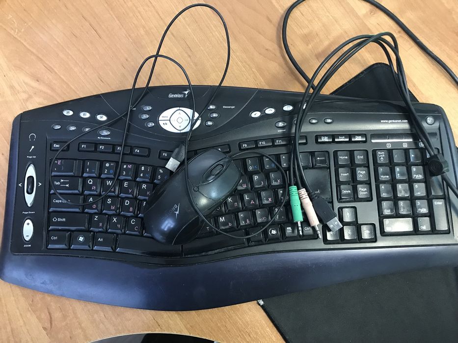 Продею клавиатуру и мышь компьютерную