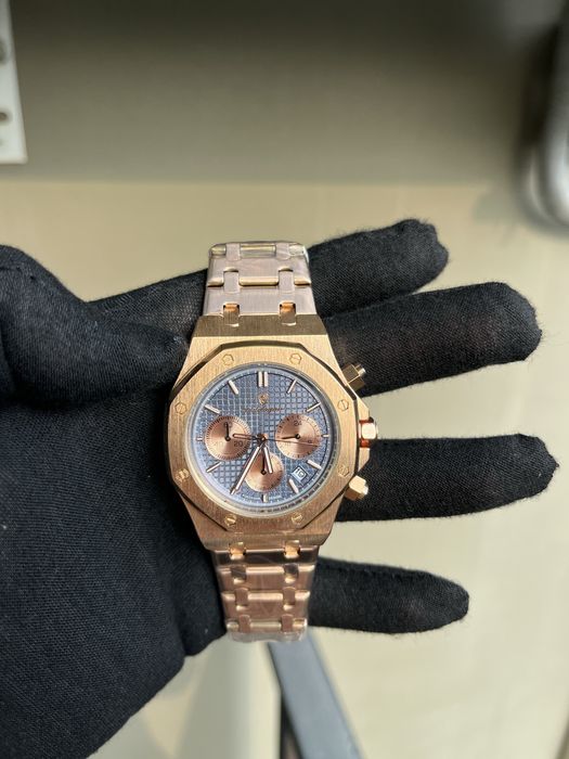 Часовник poedegar НАМАЛЕН!