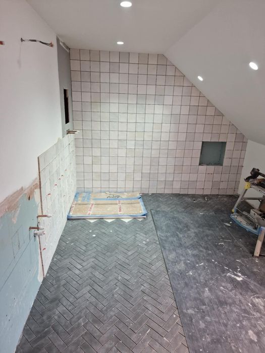 Renovez bai, bucătării, reparații interioare