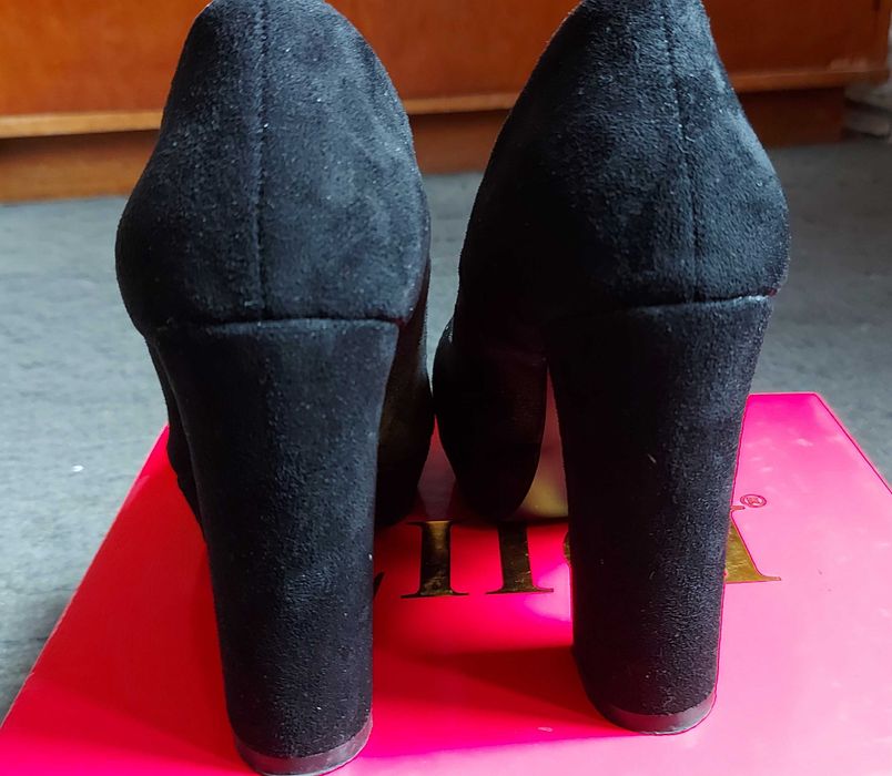 Дамски обувки еко велур