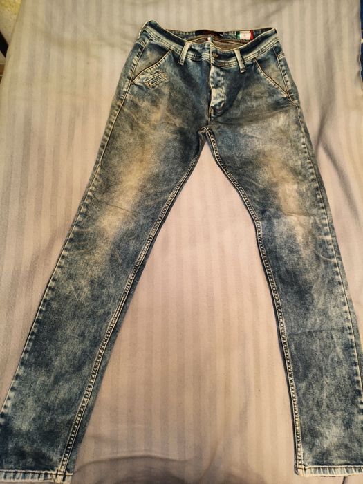 Blugi slim bărbați