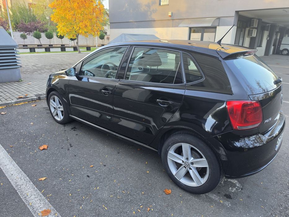 VOLKSWAGEN Polo 2015 — imagine 3