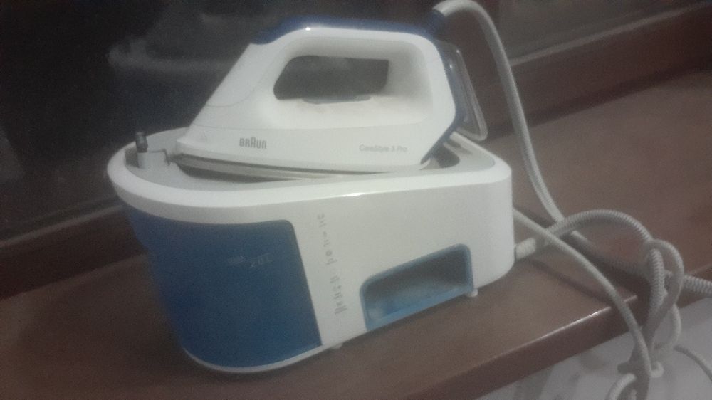 Утюг с парогенератором