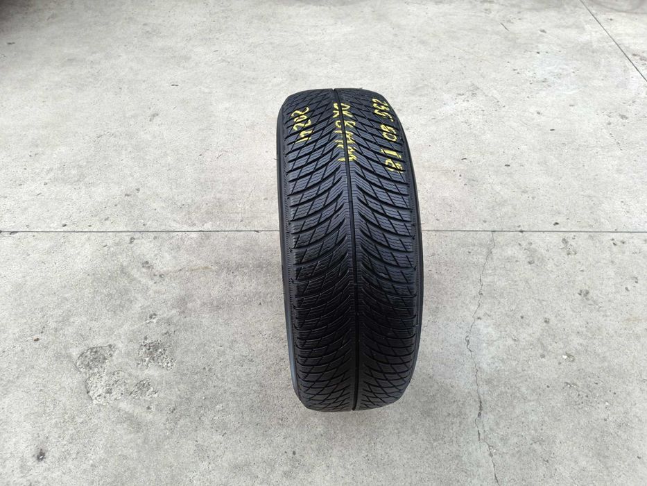 O anvelopa iarna 235 60 18 michelin pilot alpin 5 profil 8 mm dot 2024