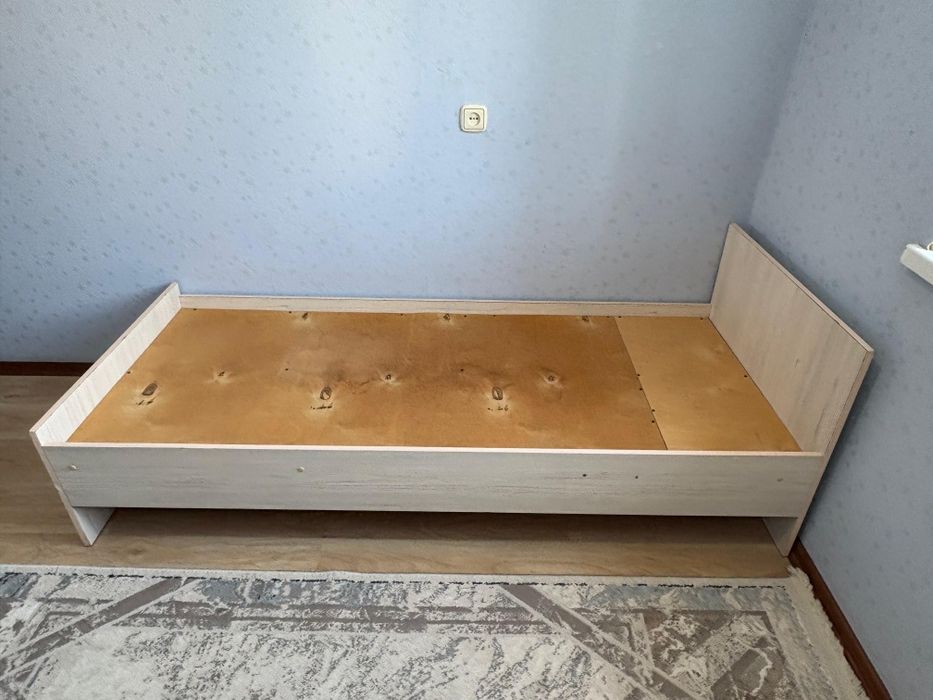 Продам кровать состояние норм