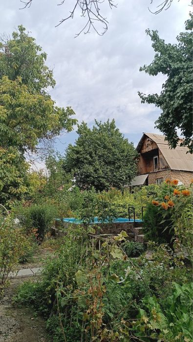 Продается дача в янгиюльском районе