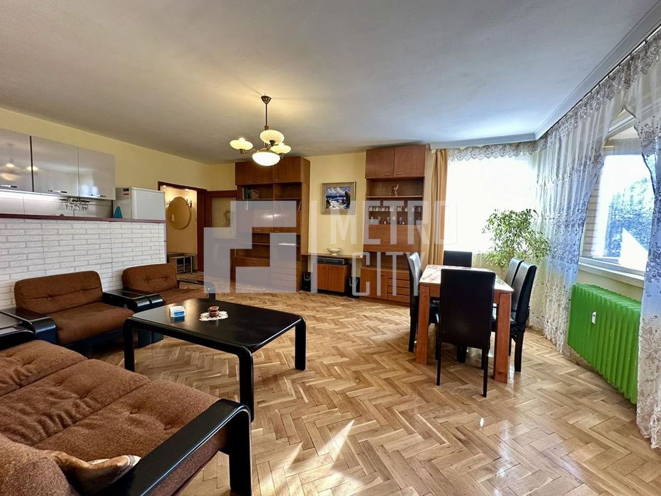 Продава се Тристаен апартамент в София, Изгрев - 86 кв.м за 3954 €/кв.м - Снимка #2