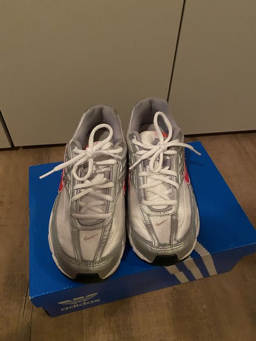 Маратонки NIKE оригинални