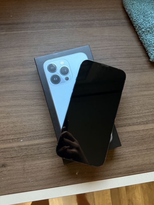 iPhone 13 Pro Sierra Blue