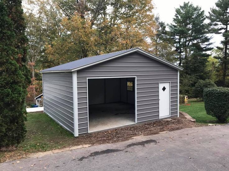 Vând garaje auto din panouri sandwich termoizolante
