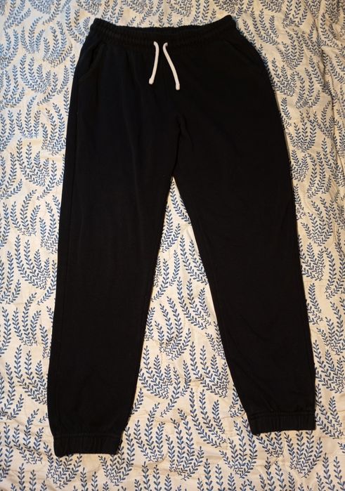 Lot pantaloni trening, mărimea 152