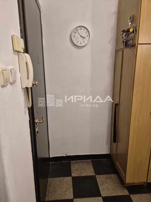 Просторен апартамент в кв. Яворов