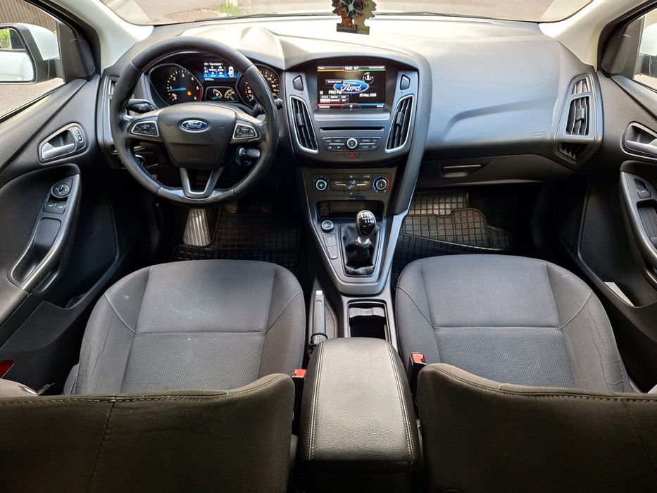 Ford Focus • Facelift • 1.6 TDCI • Hatchback •