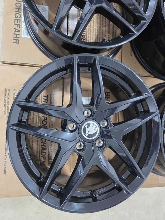 Jante 17 Cupra Formentor VW Passat VW Golf Skoda Octavia Superb Karok 5x112 7.5J et43