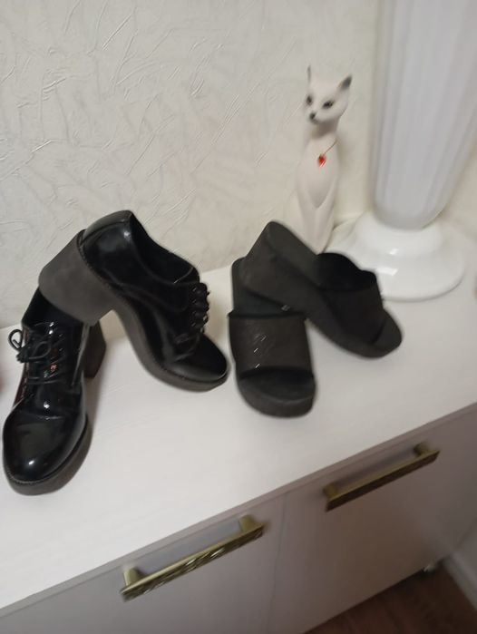 Продам женскую обувь