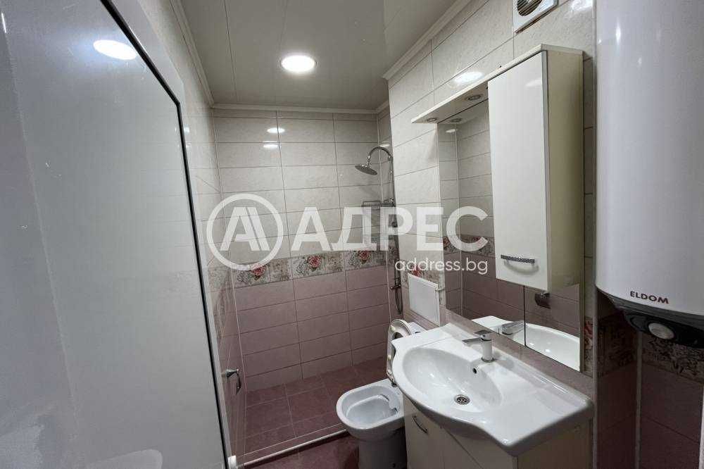 Дава се под наем Двустаен апартамент в Разград, Център - 75 кв.м за 204 € - Снимка #5