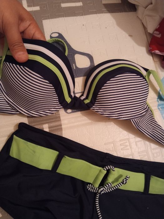 Продам женский купальник