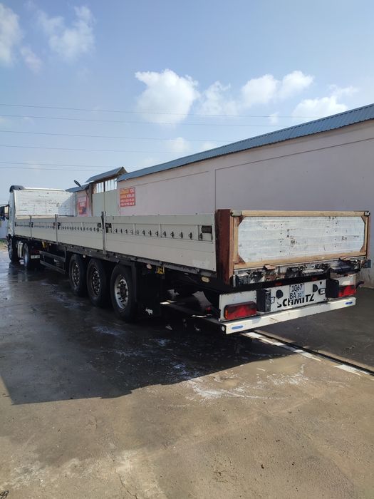 Вольво тягач прицепи билан сотилади