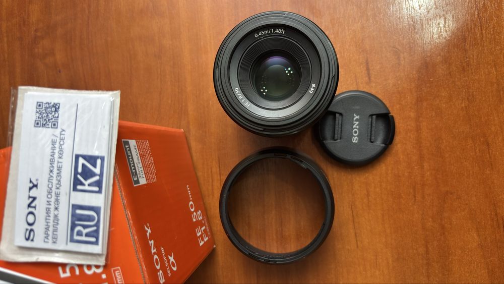 Sony 50mm f/1.8 FE