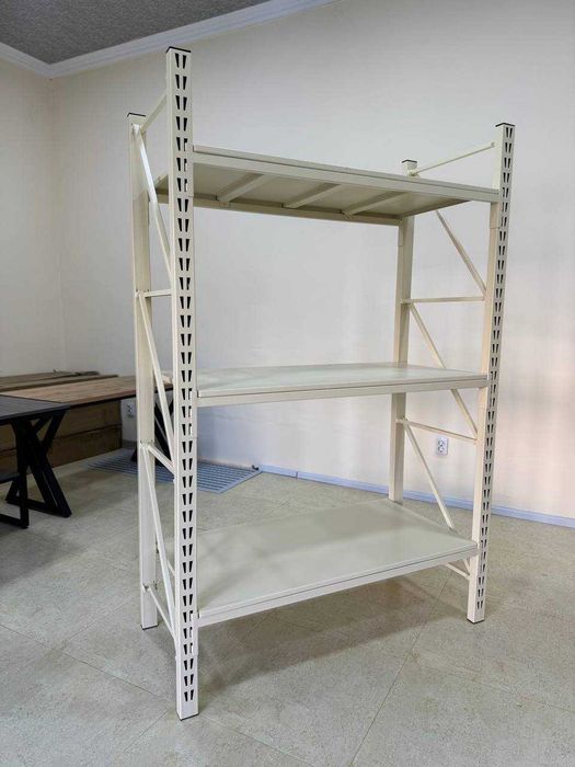 Металлические полки (стеллажи) для складов и кладовых