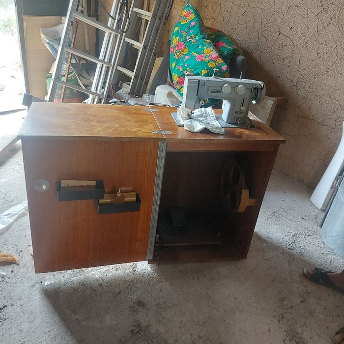 Швейная машинка чайка