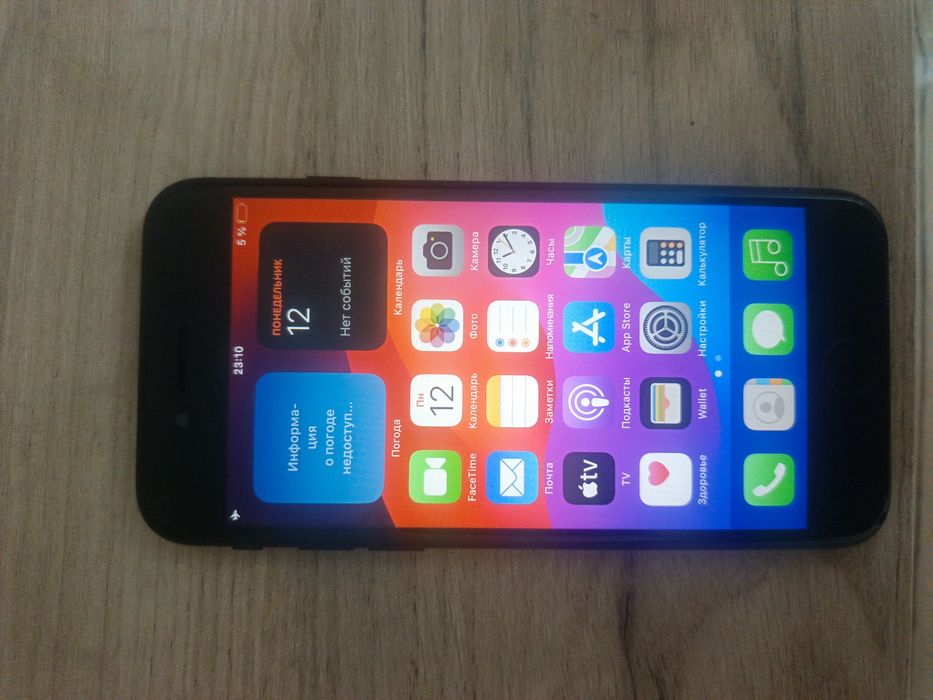 iPhone s e 128 Черный ёмкость 74