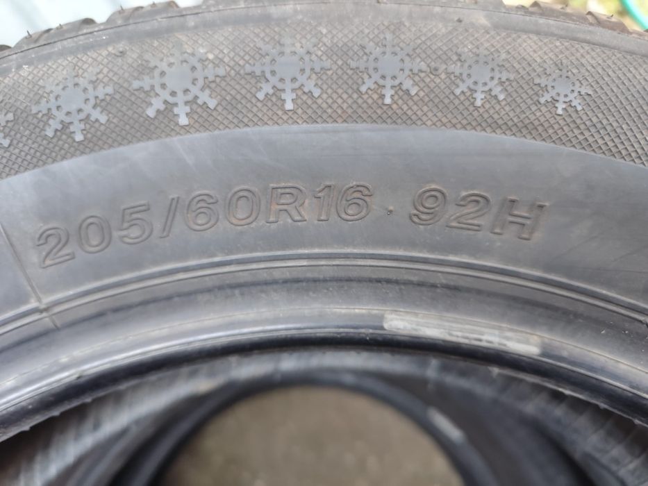 Anvelope 205 60 R16 iarna falken /lassa