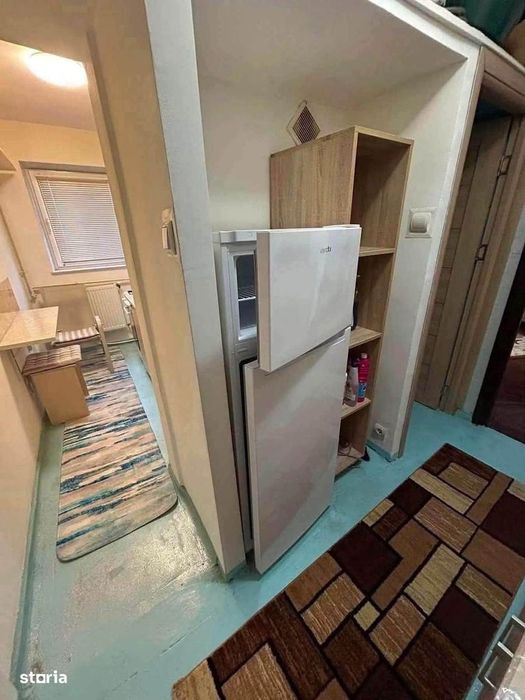 De inchiriat apartament cu 2 camerre, etaj 3, balcon,mobilat si utilat