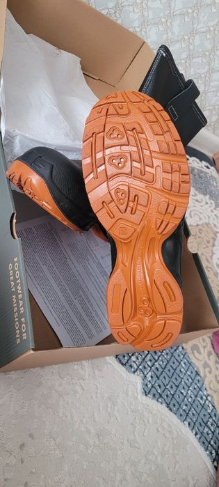 Спецобувь новые...