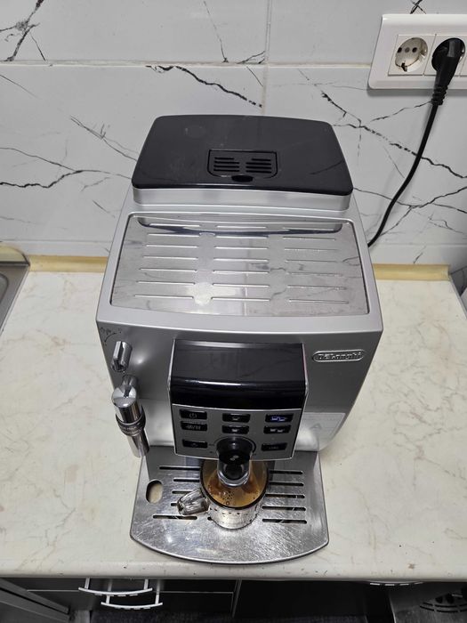 Espressor Automat DeLonghi Magnifica S ECAM 25.120 Aparat Cafea Boabe