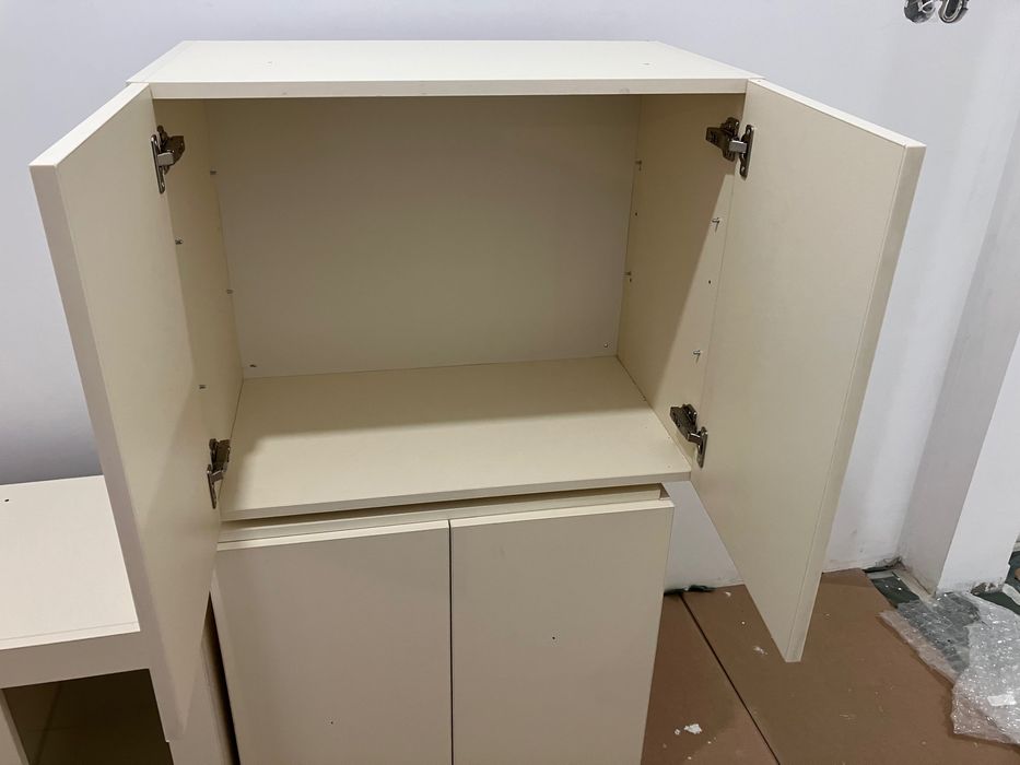 Кухненски шкафове - 3 броя чисто нови