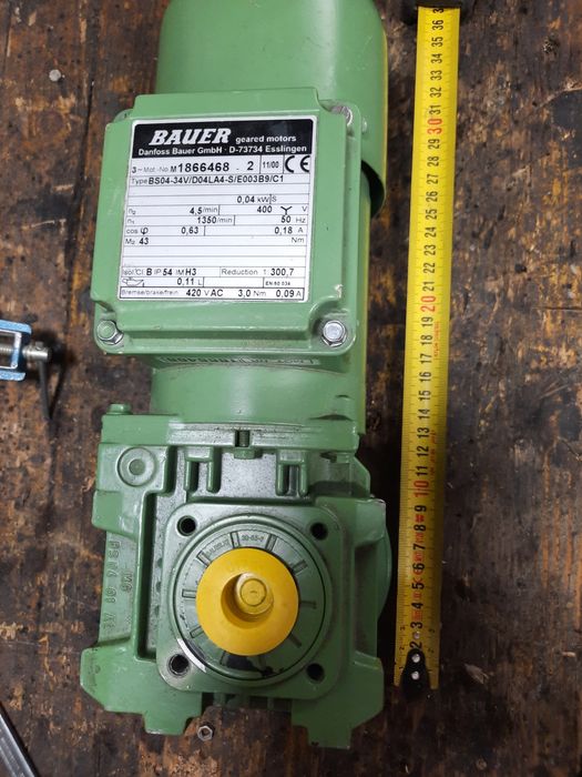 Motor cu reductor  cazan tuică