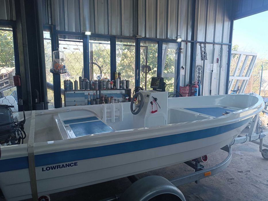 Лодка 370 мотор Ямаха 9.9