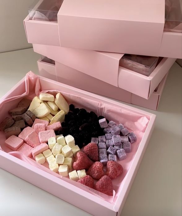 Сублимированное мороженое и фрукты