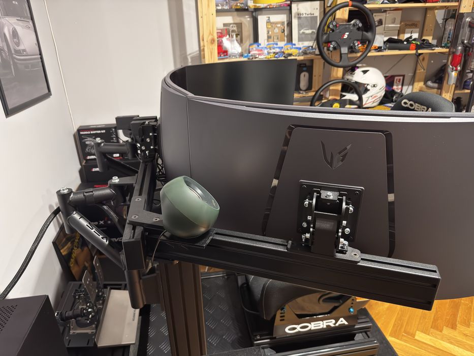 Продава се Симулатор / Sim racing setup