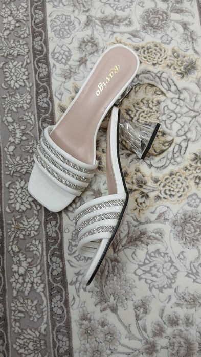 открытая обувь без задника