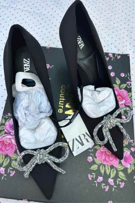 Pantofi cu toc Zara mărime 38 noi, cu eticheta