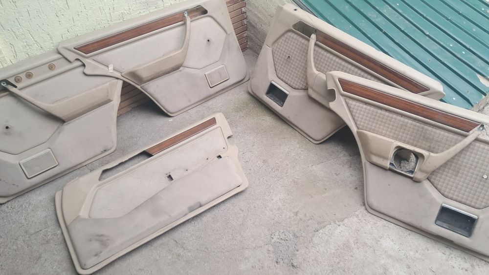 Mers.124 Дверные обшивки.Е.