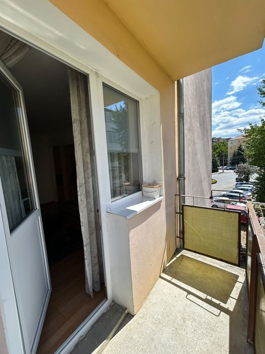 Inchiriez Apartament 2 camere  str Rahovei