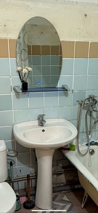 Раковина с зеркало