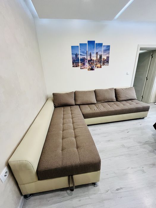 Ъглов диван (холова гарнитура)