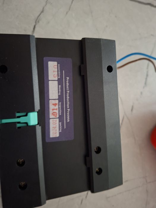 Schimbator de sursa automan (Automated sourse changer)