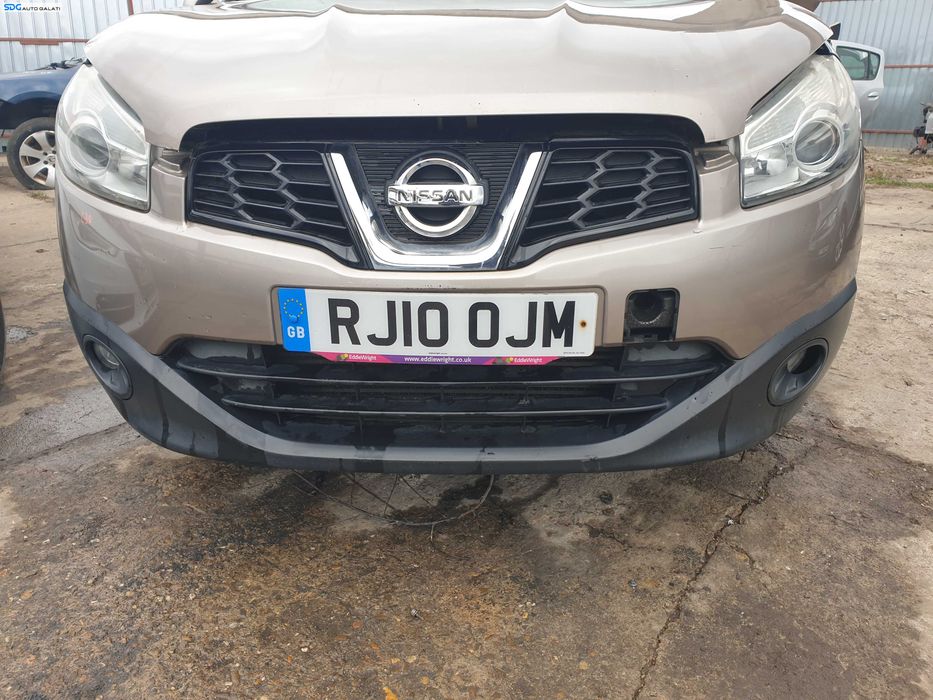 Bara Spoiler Fata cu Grile Proiectoare FARA Grila cu Emblema Nissan Qashqai J10 FL Facelift 2010 - 2013 Culoare C30 [K2215]