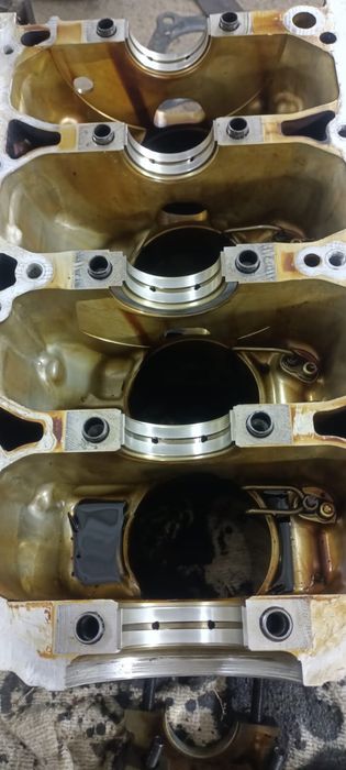 Двигатель на Toyota Camry 2.5