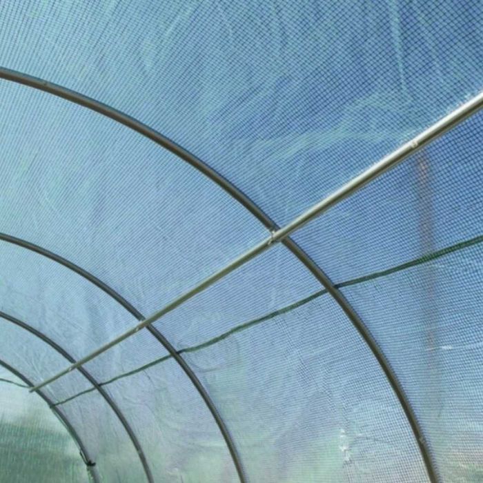 Голяма оранжерия с врата на панти. Здрава конструкция и UV4 защита