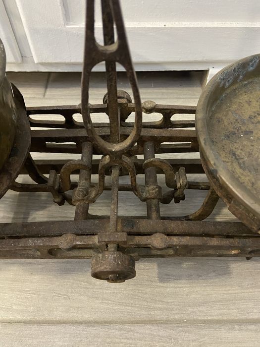 Античен кантар, 1912 г., оригинални тежести, маркиран T H B