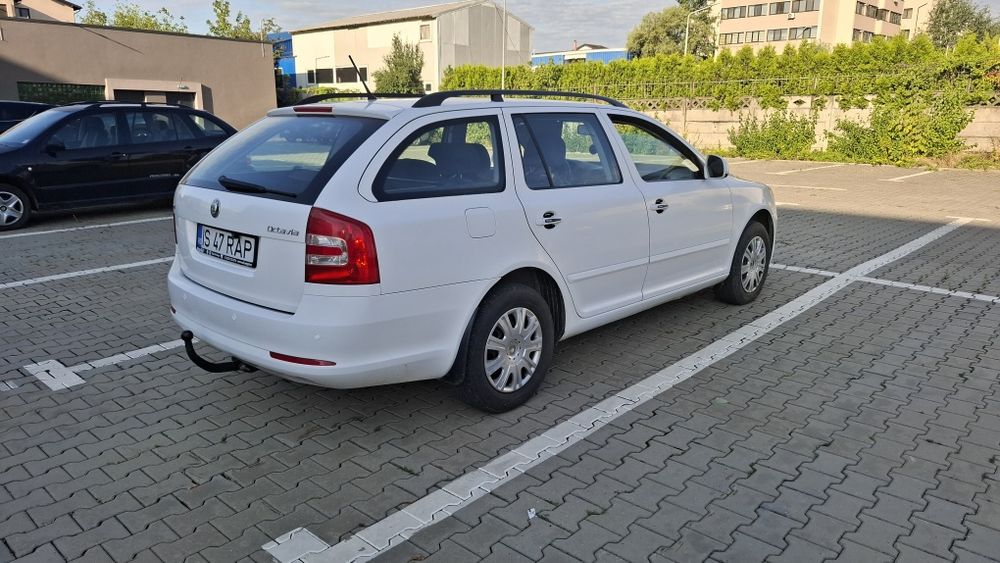 Skoda octavia 2, 1.6 tdi cayc