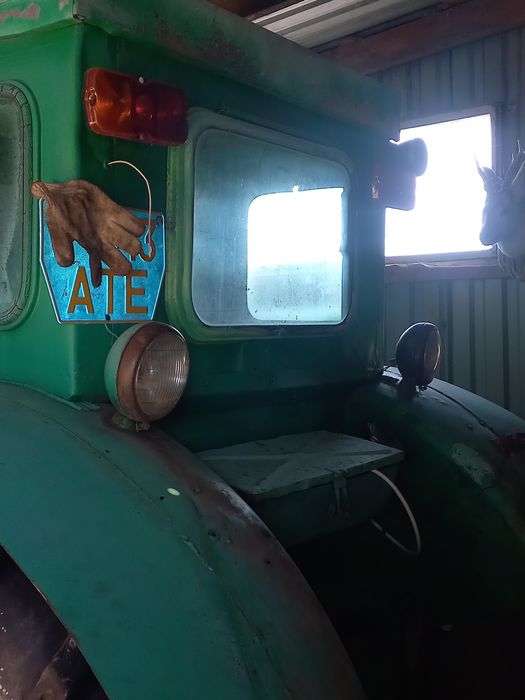 Продам трактор т40