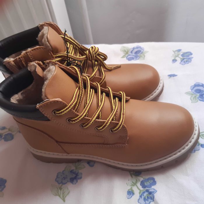 Vand ghetute copii noi cu eticheta pret 40 lei